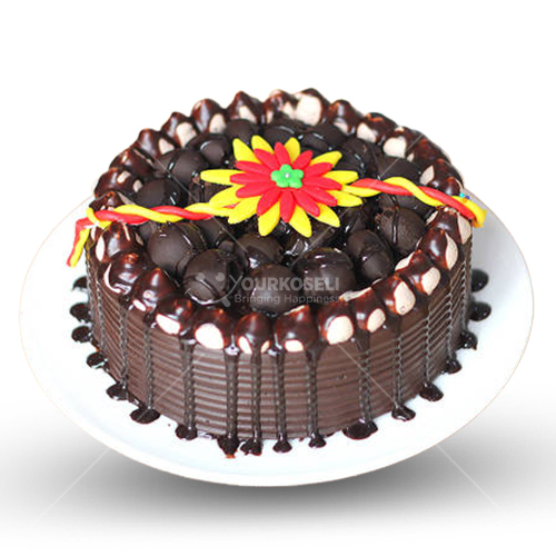 Rakhi Snicker Chocolate Cake