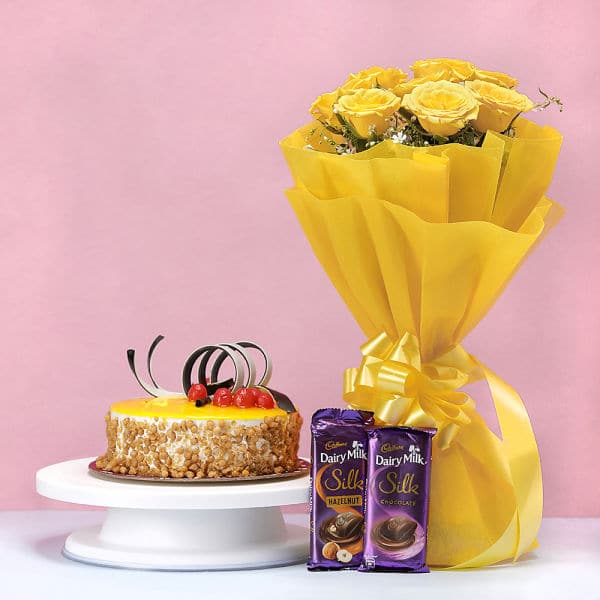 Send Flower and Cake Combo Gift Set