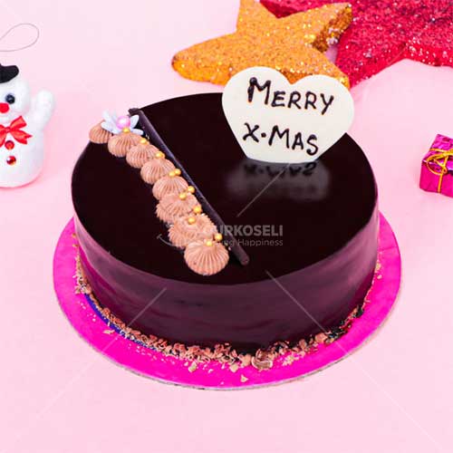 Chocolaty Christmas Cake